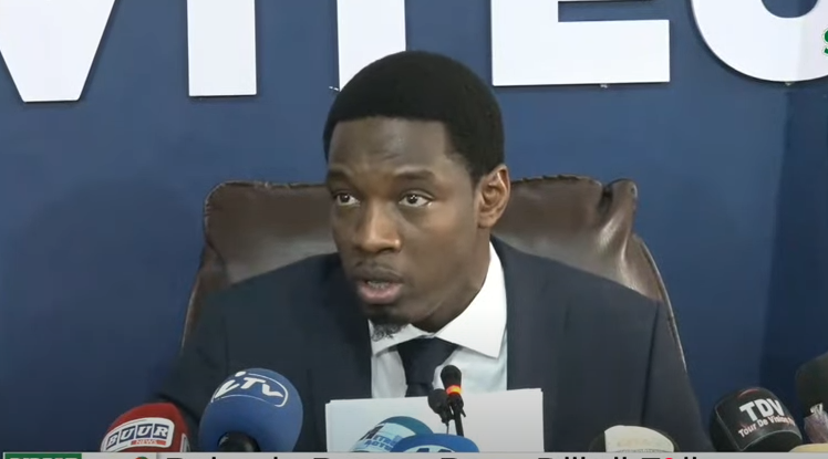 🔴DIRECT – Après le passage de Sonko à l’Assemblée, Pape Djibril Fall face à la presse