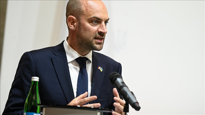 L’UE adopte de nouvelles mesures « massives » visant le GNL et la flotte fantôme