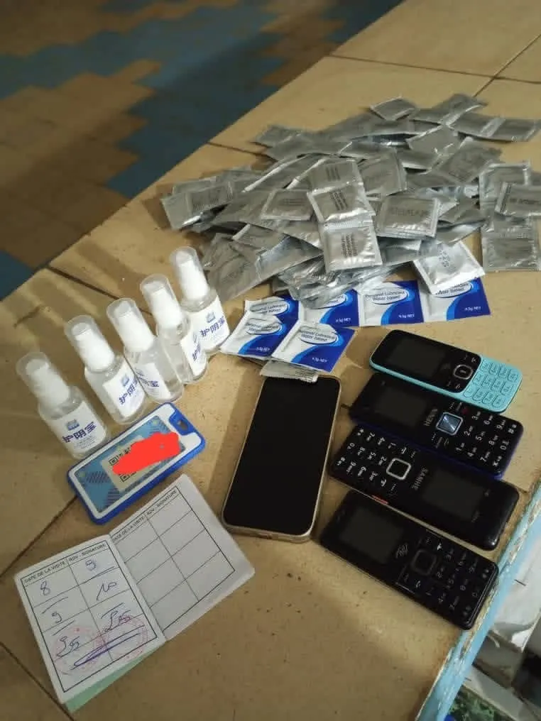 Une « restauratrice » de 22 ans tombe dans le piège de la police