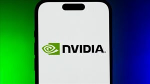 Propulsé par l’IA, Nvidia franchit le cap historique des 5 000 milliards de dollars