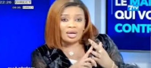 «Je vais me déshabiller, utilisez la force !» : le film de l’interpellation de Maïmouna Ndour Faye